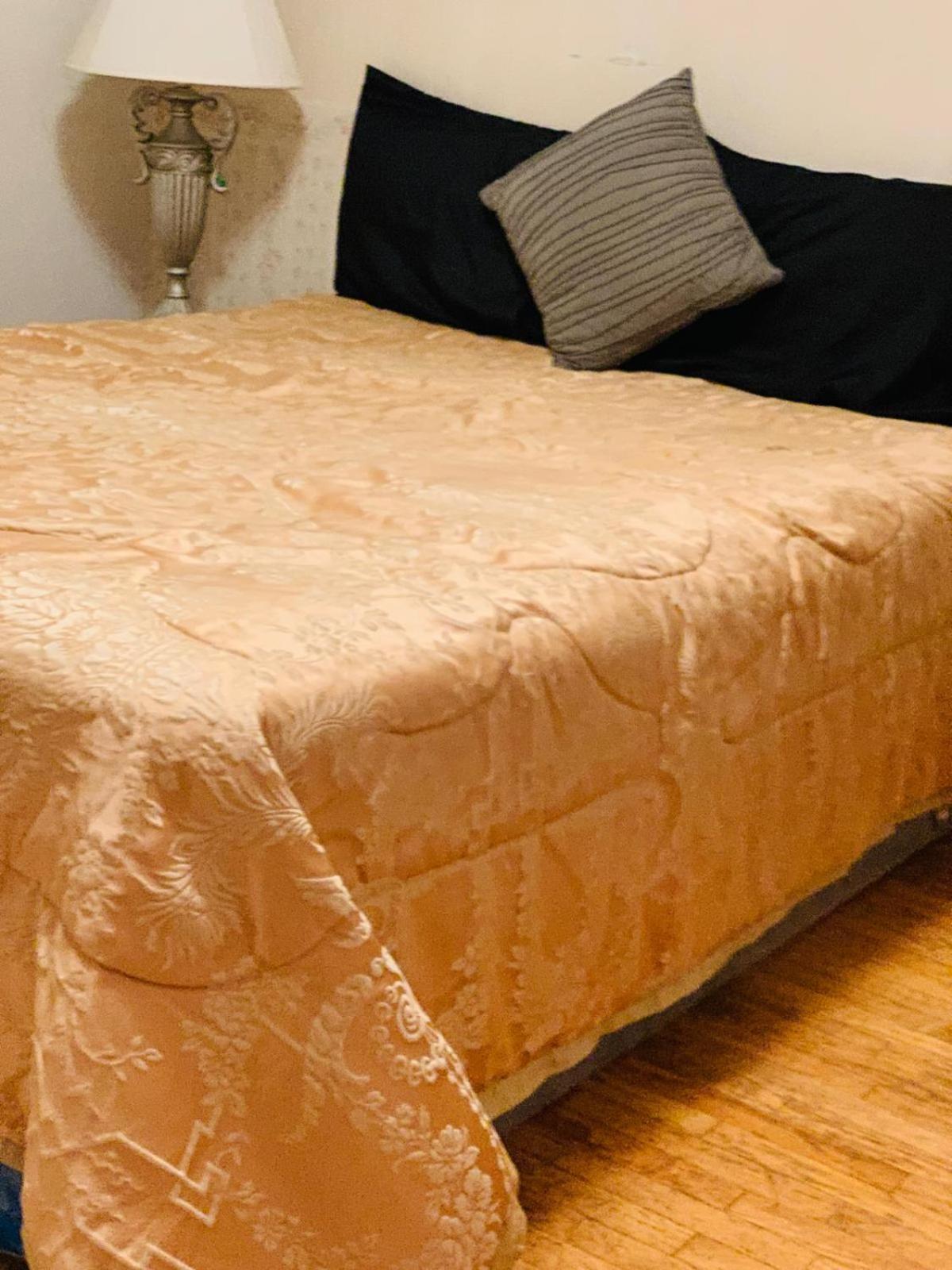 Cosy Romantic Stay In Surrey- Walking Distance From Guildford Town Centre Екстер'єр фото